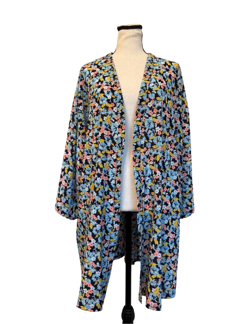 Lane Bryant Kimono Cardigan Womens 22/24 NWT Floral Open Front Lightweight Plus